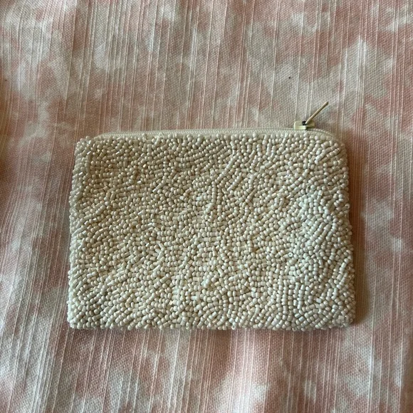 YALL beaded pouch - Picture 2 of 6